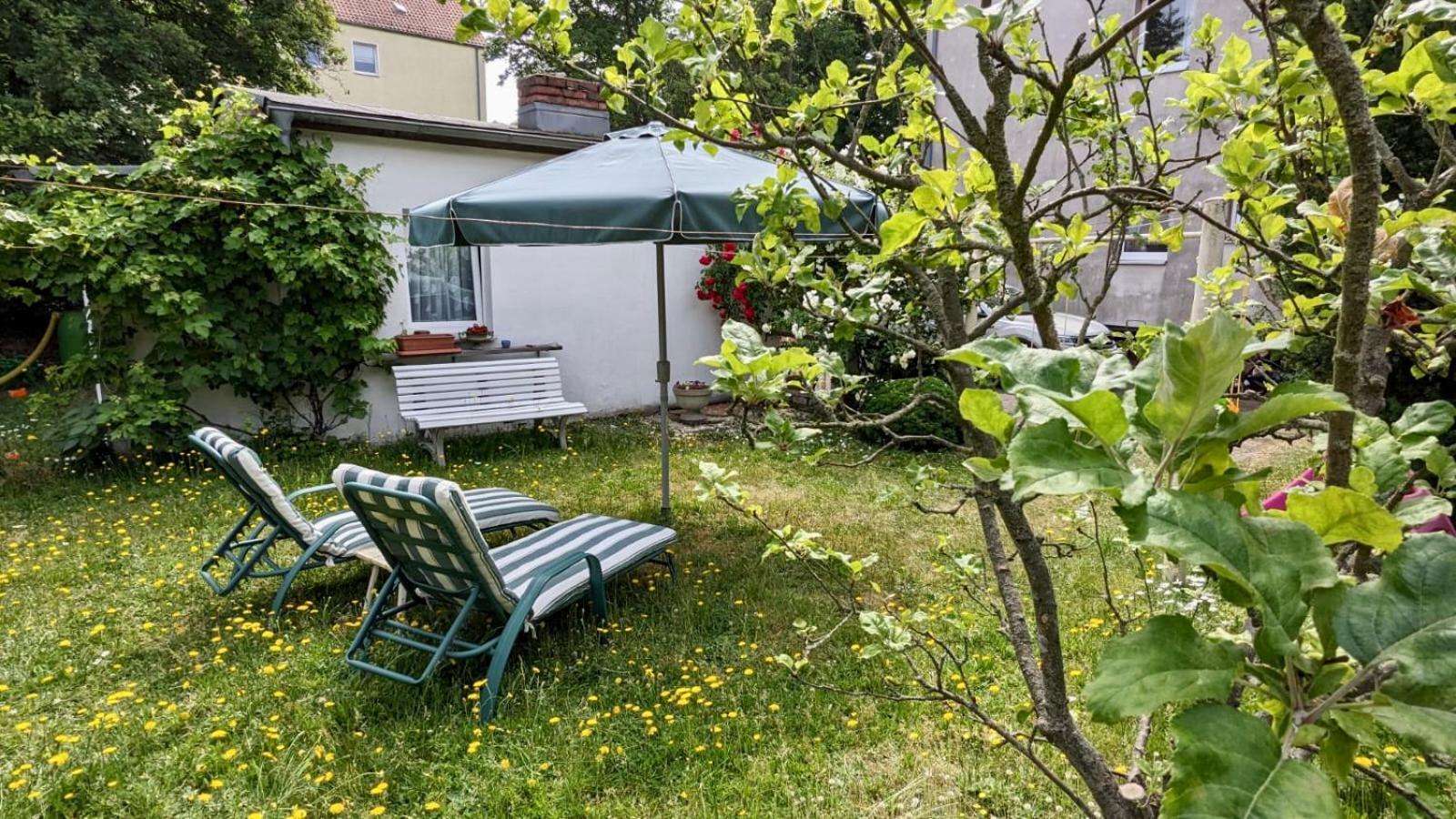 Grosse Ferienwohnung Mit Loggia Und Garten In Cottbus Buitenkant foto